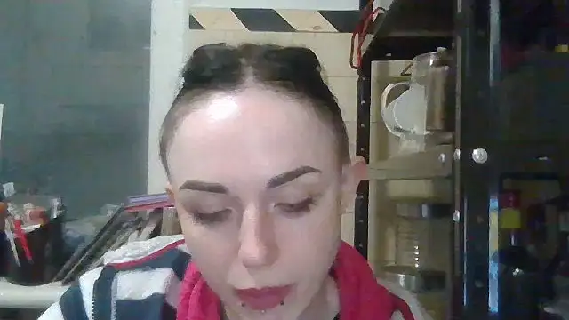 Trinsy_LoveのライブXXXチャット