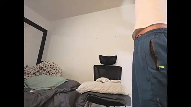 RyanMira 现场XXX聊天