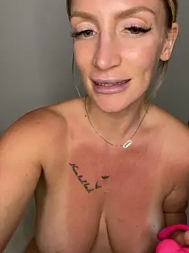 irina_k0valenk0 网络视讯表演