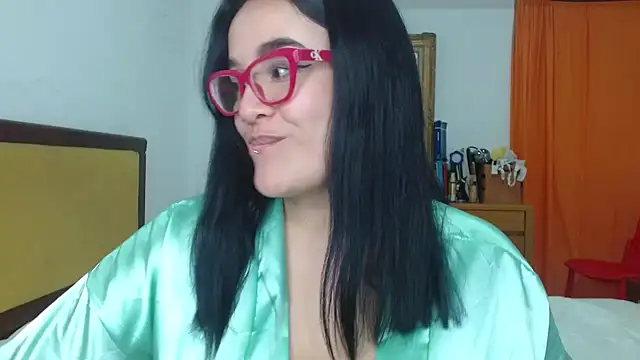 Nova-Satela 现场XXX聊天