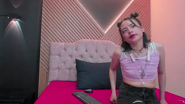 IvyyEmerald 现场XXX聊天