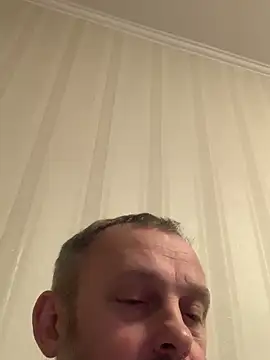 Frosl: απευθείας συνομιλία ΧΧΧ