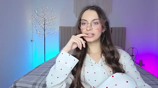 Онлайн чат XXX Real_cutie1