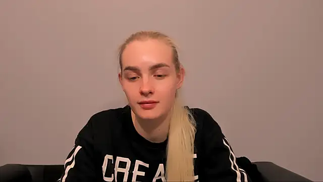 OliviaKisss: онлайн-секс-чат