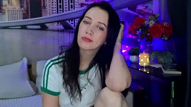 دردشة MonicaSweetx الجنسية المباشرة