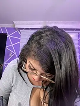 MiiaaJoness 라이브 XXX 채팅