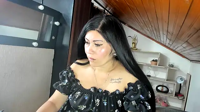 Tania_mature Live XXX-chat