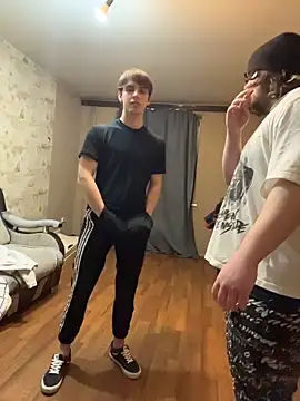 desiredude9のライブXXXチャット