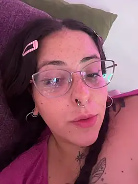 Chat XXX en directo de Mizztikaa