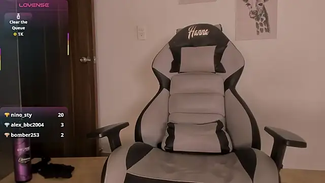 Онлайн чат XXX Hanna_Risso