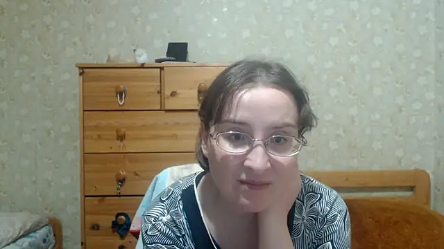 XXX chat uživo modela Smart_Rose