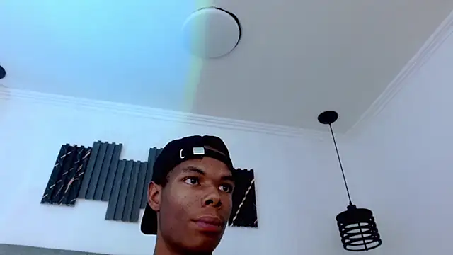 Santiago_Ortiz_ – webcam-show