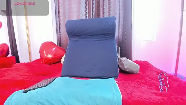 XXX chat uživo modela michacosio