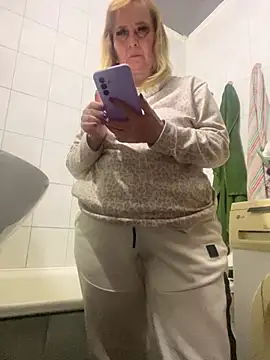 Irina2909@xh Pertunjukan Webcam