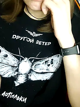 Aashikalaa élő XXX-chatje