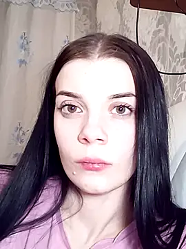 Show modela JhonSHelBy7LuNa na web-kameri