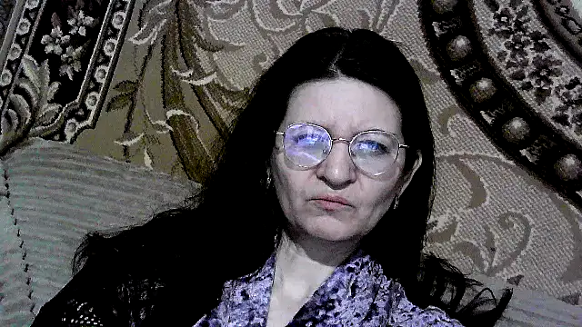 XXX chat uživo modela Etty_Gina