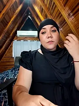 AmbarBurhan Webcam-Show