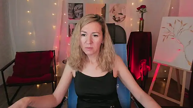 دردشة DonnaSmitth الجنسية المباشرة