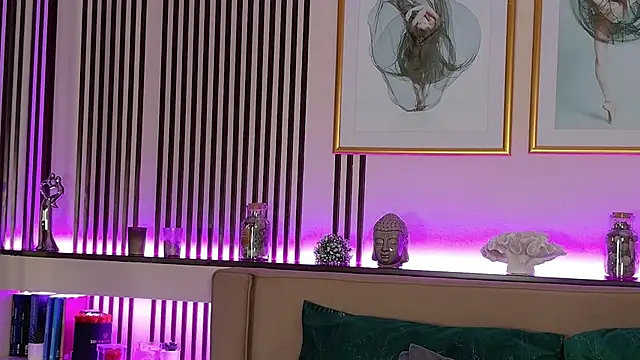 دردشة EmilyWess الجنسية المباشرة