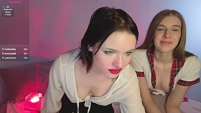 SirenBeatrice's Webcam Show