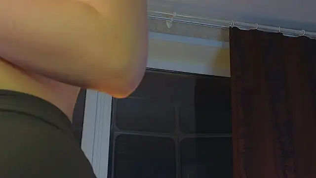 sinteasのライブXXXチャット