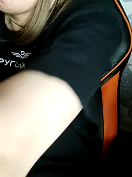 Chat +18 de Aashikalaa ao vivo