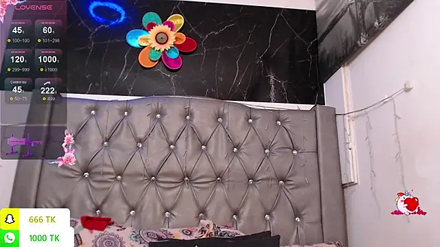 LAILAGUMMY – Naživo XXX chat