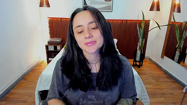 KatherineBond 现场XXX聊天