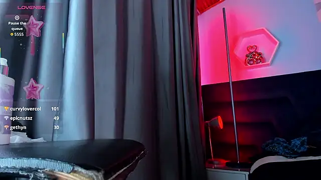 alice_kingsley_ 现场XXX聊天