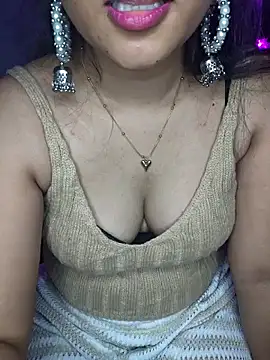 Saumyy webcam show