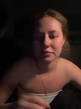 AsynaYuukin Webbikameraesitys