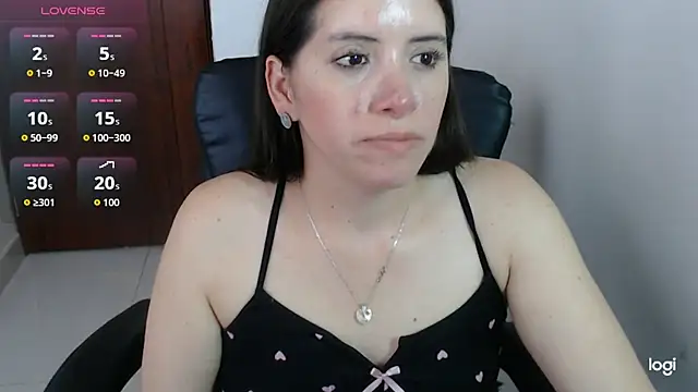 spicey_latina 现场XXX聊天