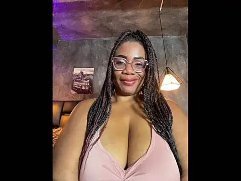 AranzalatinBlaks1 Show in webcam