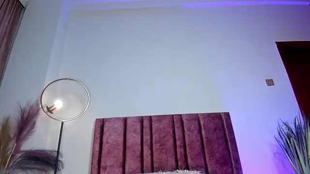 Chatroom XXX en direct de NoraDasilva