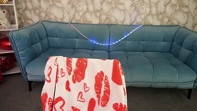 XXX chat uživo modela CraveeDoll