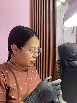 Chat +18 de PaulaCruz01 ao vivo