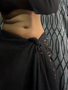 BabyNyraa Live XXX-chat