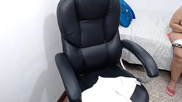 emiliaa_hot Obrolan Langsung XXX