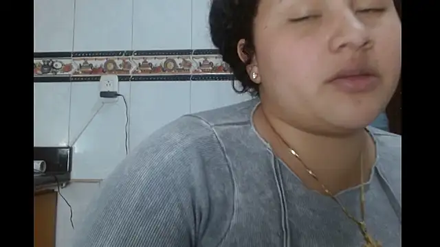 XXX chat uživo modela Baby_dirt