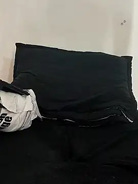 hairyandbigmannのライブXXXチャット