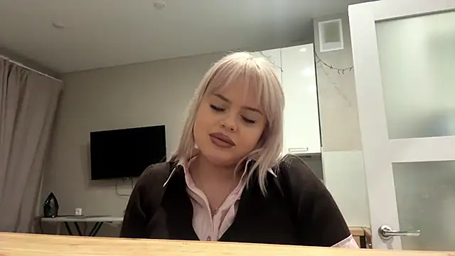 Lollyjollm: онлайн-секс-чат