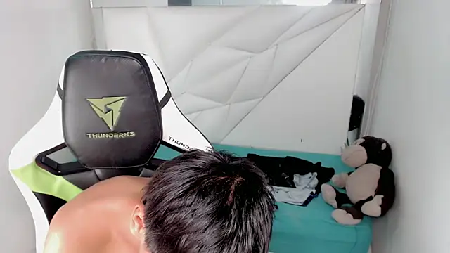 Liarr_ 网络视讯表演