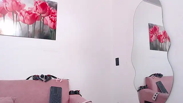 pinky_f00xのライブXXXチャット