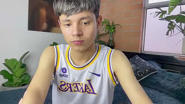 Andy_Belier23のライブXXXチャット