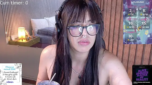 Chat +18 de Eli666uwu ao vivo