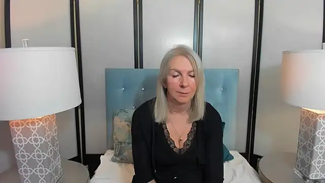 Chat +18 de EricaTop ao vivo