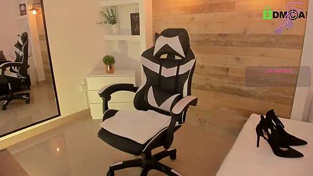 Chat +18 de candy_summer28 ao vivo