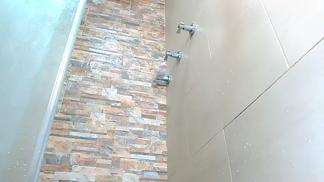 emily_ox0 即時 XXX 聊天