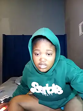 FREAKBARBIE02 – Naživo XXX chat